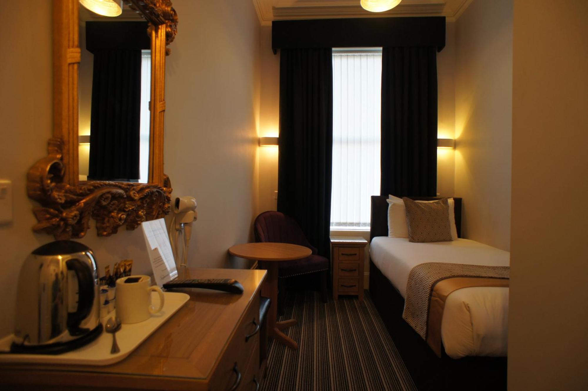 Applewood Hotel Bournemouth Rum bild